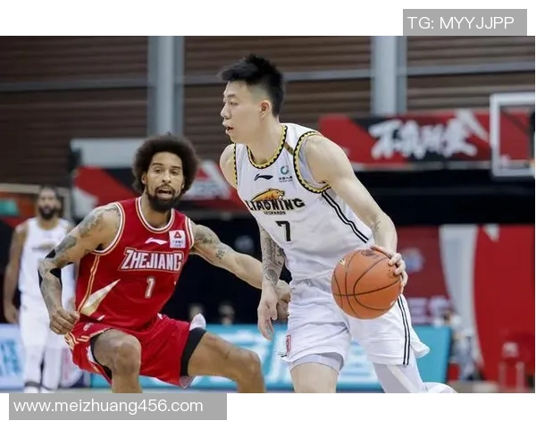 赛后复盘分析重庆篮球队与武汉篮球队的状态与表现对比